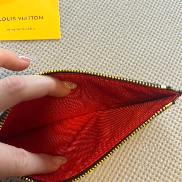 authentic Louis Vuitton small pouch - Picture 3 of 4